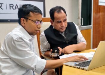 कलेक्टर ने वर्चुअल बैठक लेकर औचक निरीक्षण की समीक्षा की, बच्चों को बेहतर शैक्षणिक वातावरण उपलब्ध कराने के दिए निर्देश