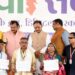 विभिन्न विभागों की जनकल्याणकारी योजनाओं के अंतर्गत कुल 111 हितग्राहियों को सामग्री, चेक, प्रमाणपत्र एवं अधिकार अभिलेखों का हुआ वितरण
