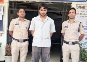 स्लाइस पिलाकर बेहोशी की हालत में महिला के साथ दुष्कर्म और ब्लैकमेल कर 1 लाख रुपए वसूलने वाला आरोपी गिरफ्तार
