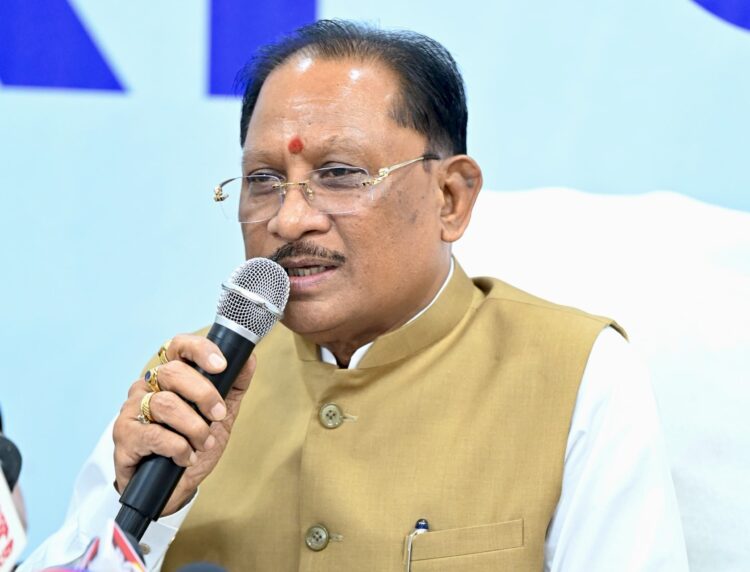 मुख्यमंत्री विष्णुदेव साय ने प्रेसवार्ता कर पीएम मोदी के कार्यों की दी जानकारी
