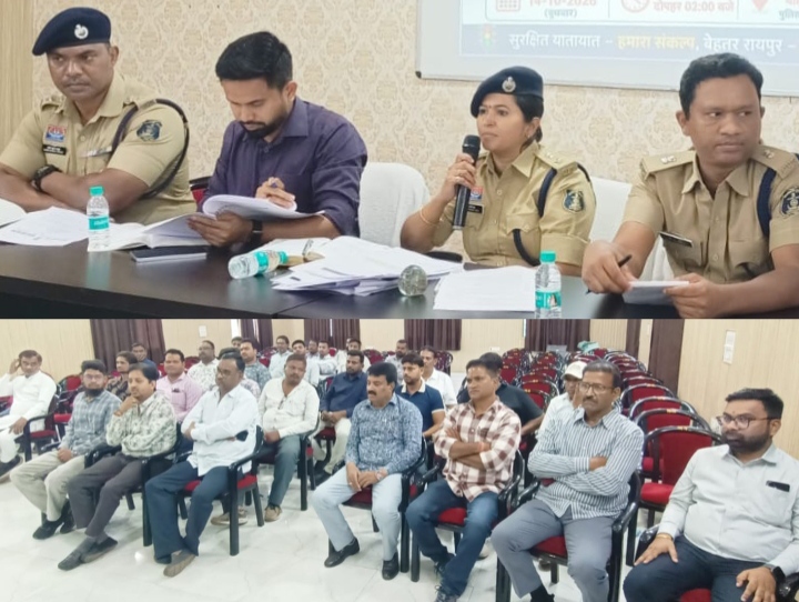 यातायात डीसीपी डॉ.अर्चना झा ने बस संचालकों की बैठक लेकर यातायात नियमों का पालन करते हुए वाहन संचालित करने दिए कड़े निर्देश