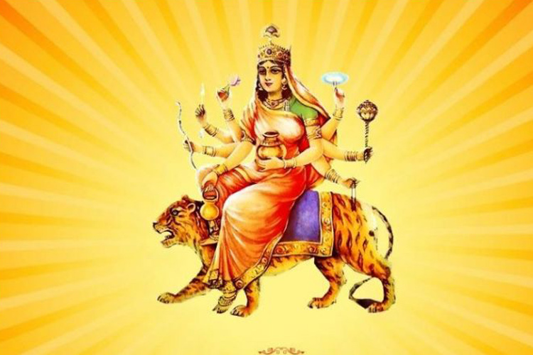 आज नवरात्रि के चौथे दिन करें मां कूष्मांडा की पूजा: जानिए शुभ मुहूर्त, मंत्र और महत्व