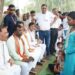 चौपाल में मुख्यमंत्री विष्णु देव साय ने सुनी ग्रामीणों की समस्याएं: तेंदू, सतालू, चार और लीची का लिया स्वाद