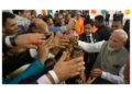 जकार्ता में भारतीय समुदाय ने प्रधानमंत्री नरेंद्र मोदी का भव्य स्वागत किया