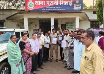 पूर्व मुख्यमंत्री भूपेश बघेल के एआई जनरेटेड वीडियो पर कांग्रेसियों ने जताई नाराजगी, थाना प्रभारी को सौंपा ज्ञापन