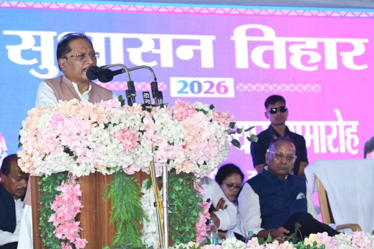 मुख्यमंत्री ने धमतरी में सुशासन तिहार के तहत 465 करोड़ रुपये के 102 विकास कार्यों की दी सौगात