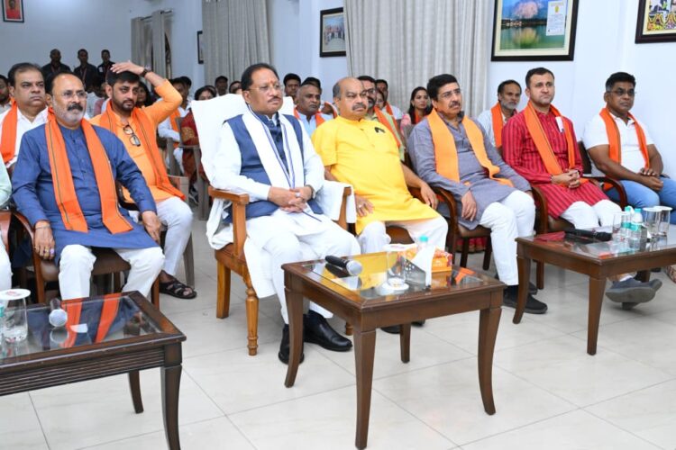 मन की बात में गूंजा छत्तीसगढ़ का गौरव: मुख्यमंत्री ने कहा- यह प्रदेश की प्रतिभा और विरासत को राष्ट्रीय सम्मान मिलने का क्षण