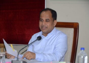 नैनो डीएपी व यूरिया के उपयोग के लिए अभियान चलायें, किसानों को करें प्रोत्साहित- कलेक्टर डॉ. गौरव सिंह