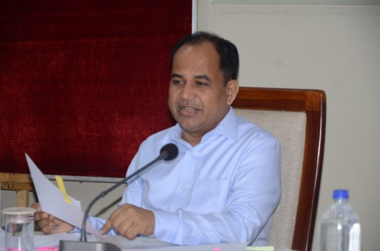 नैनो डीएपी व यूरिया के उपयोग के लिए अभियान चलायें, किसानों को करें प्रोत्साहित- कलेक्टर डॉ. गौरव सिंह