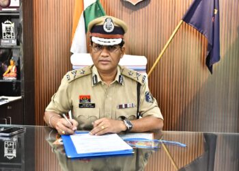 राजनांदगांव रेंज के नवपदस्थ पुलिस महानिरीक्षक अजय यादव ने पदभार ग्रहण किया