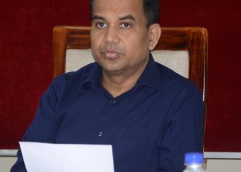 शासन की योजनाओं का लाभ अंतिम व्यक्ति तक पहुंचे, यह सुनिश्चित करना प्रशासन की प्राथमिकता: कलेक्टर