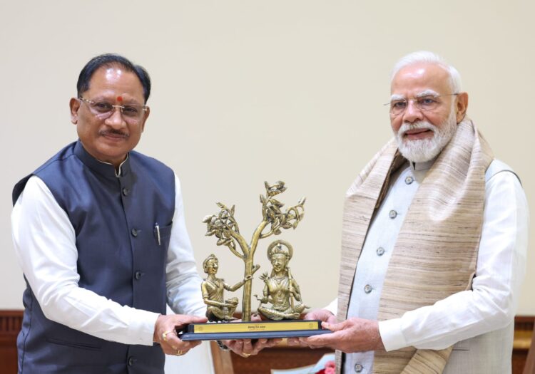 पीएम मोदी से मुख्यमंत्री विष्णु देव साय ने की भेंट, छत्तीसगढ़ के विकास और ‘बस्तर विजन’ पर हुई विस्तृत चर्चा