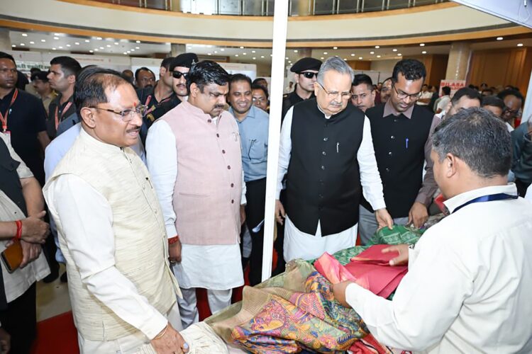 कोसा की चमक अब वैश्विक बाजार तक, मुख्यमंत्री ने लॉन्च किया छत्तीसगढ़ का प्रीमियम हैंडलूम ब्रांड ‘कोशल फैब’