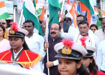 देशभक्ति से ओतप्रोत अप्रतिम उत्साह के साथ निकली तिरंगा यात्रा, उप मुख्यमंत्री अरुण साव हुए शामिल