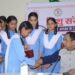छात्राओं ने तैयार की 250 राखियां: कलेक्टर को बांधी राखी, सुनाया देशभक्ति गीत