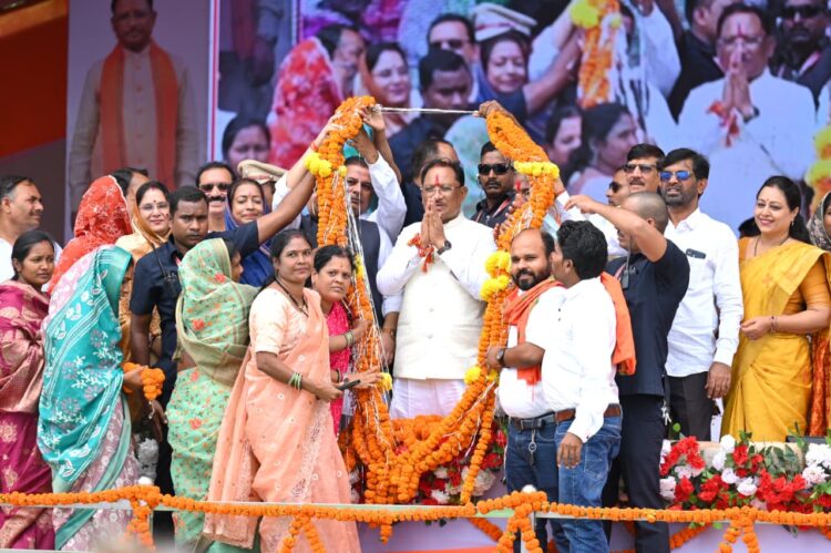 बहनों की आत्मनिर्भरता और चेहरे की मुस्कान ही हमारी सबसे बड़ी खुशी- मुख्यमंत्री विष्णुदेव साय