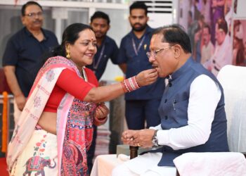 बहनों का स्नेह और आशीर्वाद मेरे लिए अनमोल : मुख्यमंत्री विष्णु देव साय