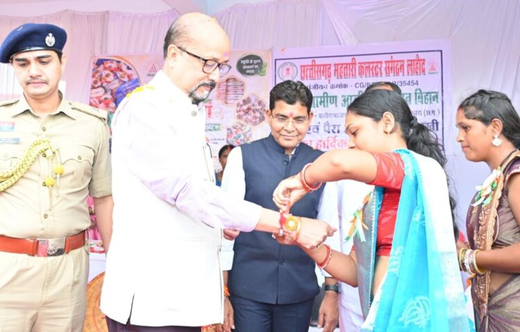 लक्ष्य हासिल करने के लिए जुनून जगाएं और मेहनत करें: राज्यपाल रमेन डेका