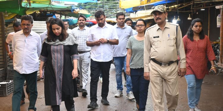 आयुक्त सुरुचि सिंह ने किया विभिन्न विकास कार्यों का निरीक्षण, अधिकारियों को दिए आवश्यक दिशा-निर्देश