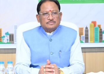 शहरों में नागरिक सुविधाओं और विकास कार्यों में लाएं तेजी : मुख्यमंत्री विष्णु देव साय