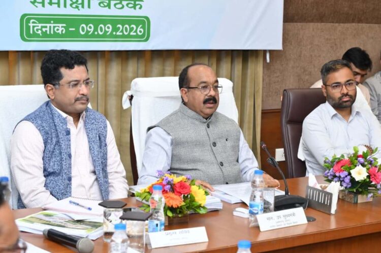 सुबह शहर में निकलें अधिकारी, जमीनी हकीकत देखें और काम कराएं : उप मुख्यमंत्री अरुण साव