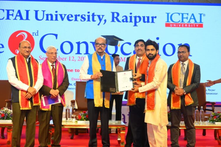 डिजिटल एडिक्शन आज किसी भी अन्य एडिक्शन से अधिक खतरनाक- राज्यपाल रमेन डेका