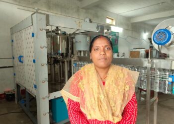मुन्नी का हौसला, एम हेल्प वॉटर की धार, महालक्ष्मी समूह से रोजगार की बहार, 10 लोगों को दिया रोजगार