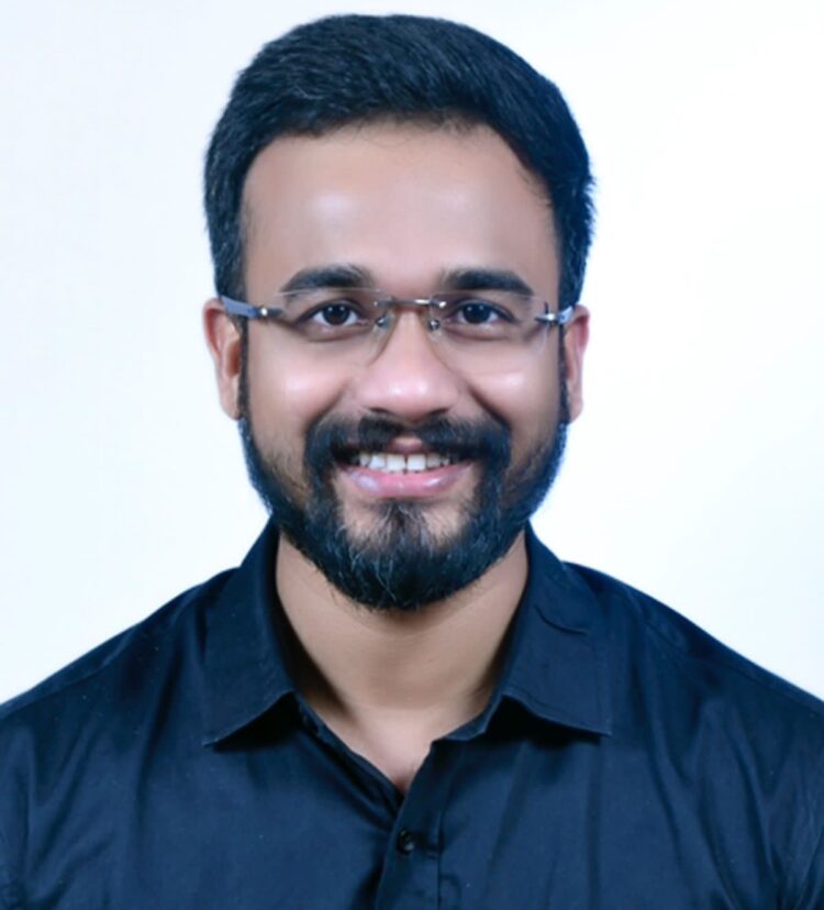 आज के युवाओं में यह गलतफहमी है की मंहगे कोचिंग में पढ़ेंगे तभी जॉब लगेगा : IAS एम.भार्गव