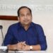 अधिकारी एवं कर्मचारी मैदानी स्तर पर पूरी सक्रियता और मुस्तैदी के साथ कार्य करें- कलेक्टर डॉ. गौरव सिंह