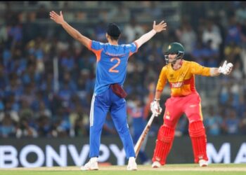 भारत ने ज़िम्बाब्वे को 72 रन से हराया, सेमीफाइनल में पहुंचने से सिर्फ एक कदम दूर