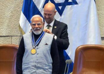 इजराइल ने पीएम मोदी को ‘स्पीकर ऑफ द नेसेट मेडल’ से सम्मानित किया