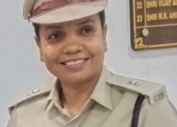 महिलाएं ख़ुद की योग्यता, कड़ी मेहनत और ईश्वर पर भरोसा रखें, अति महत्वाकांक्षी होने से बचें: एएसपी ममता देवांगन