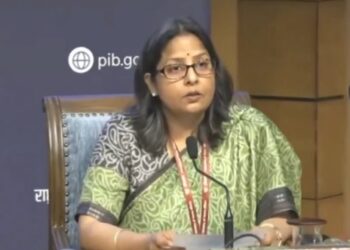 राज्यों को दिया जाएगा 14.8 करोड़ लीटर केरोसीन तेल, कोयला जलाने की मिली मंजूरी