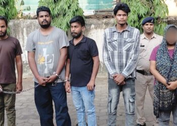 हनीट्रैप के माध्यम से रचित अपहरण की साजिश का खुलासा, भांजा निकला मास्टरमाइंड, 5 आरोपी गिरफ्तार