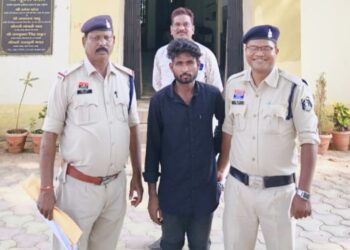 72 वर्षीय बुजुर्ग महिला से मारपीट कर जान से मारने की धमकी देकर दुष्कर्म करने वाला आरोपी गिरफ्तार
