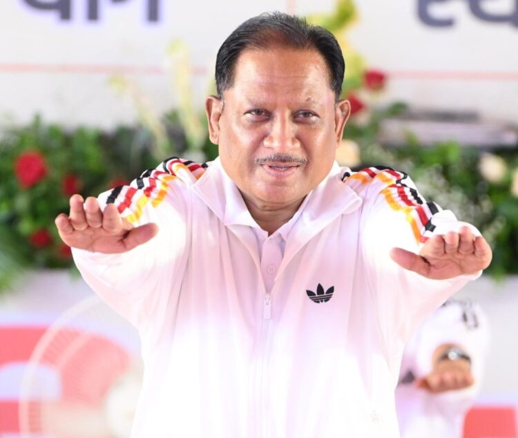 योग को दिनचर्या का हिस्सा बनाएं, स्वस्थ समाज के निर्माण में योगदान दें : मुख्यमंत्री विष्णुदेव साय
