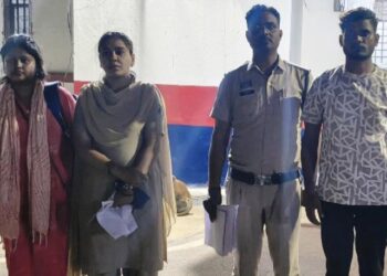 मालिक के घर में चोरी करने वाली आरोपी नौकरानी और उसका प्रेमी को गिरफ्तार, चोरी की गई नगदी एवं मोबाइल बरामद
