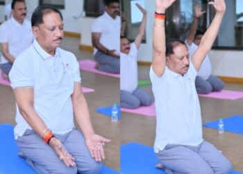 चिंतन शिविर 3.0 : योग से हुई नई सुबह, मुख्यमंत्री विष्णु देव साय ने दिया स्वस्थ और संतुलित जीवन का संदेश