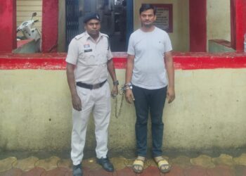 पार्षद का फर्जी लेटरहेड और हस्ताक्षर का दुरुपयोग कर शासकीय दस्तावेज बनाने वाला आरोपी चॉइस सेंटर संचालक गिरफ्तार