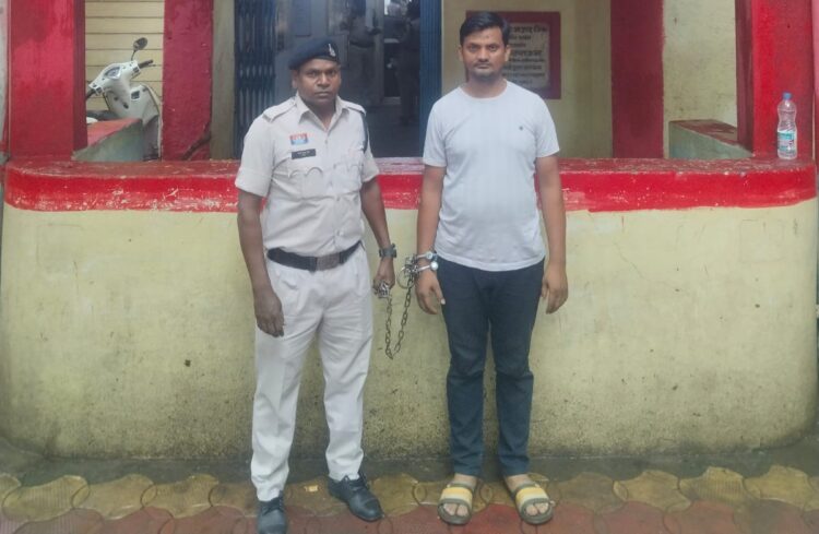 पार्षद का फर्जी लेटरहेड और हस्ताक्षर का दुरुपयोग कर शासकीय दस्तावेज बनाने वाला आरोपी चॉइस सेंटर संचालक गिरफ्तार
