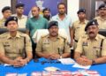 8 चोरी की वारदातों का खुलासा: दो आरोपी गिरफ्तार, 32 लाख रुपये का मशरूका एवं चोरी में प्रयुक्त वाहन बरामद