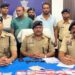 8 चोरी की वारदातों का खुलासा: दो आरोपी गिरफ्तार, 32 लाख रुपये का मशरूका एवं चोरी में प्रयुक्त वाहन बरामद