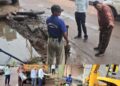 बरसते पानी में निगम आयुक्त दशरथ सिंह राजपूत ने सफाई व्यवस्था की संभाली कमान, जलभराव वाले क्षेत्रों का भी किया निरीक्षण