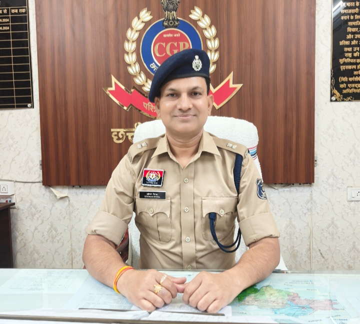 बलौदाबाजार जिले ने नवपदस्थ अतिरिक्त पुलिस अधीक्षक खोमन सिन्हा ने पदभार ग्रहण किया