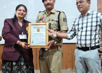 432 गांव में एक साथ गूंजा साइबर सुरक्षा का संदेश, गोल्डन बुक ऑफ वर्ल्ड रिकॉर्ड में हुआ दर्ज