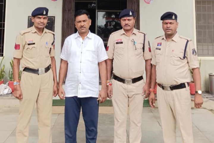 नौकरी लगाने के नाम पर 6.30 लाख रुपये की धोखाधड़ी करने वाला आरोपी गिरफ्तार