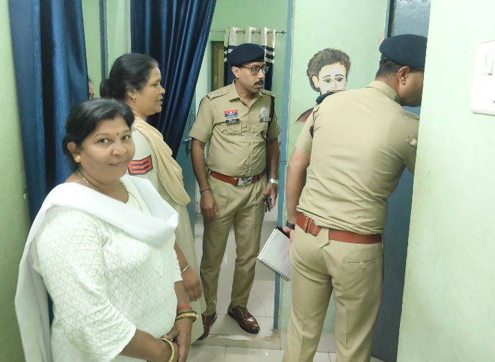 SP त्रिलोक बंसल ने महिला सेल का किया औचक निरीक्षण, फरियादियों से संवेदनशील व्यवहार के दिए निर्देश