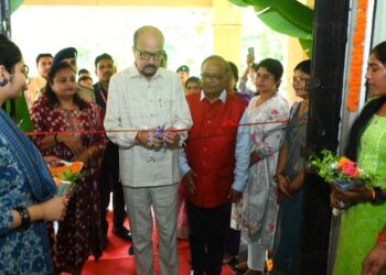 राज्यपाल ने कुशाभाऊ ठाकरे पत्रकारिता एवं जनसंचार विश्वविद्यालय में कन्या छात्रावास, मेधा एआई एवं मीडिया शोध केंद्र का किया शुभारंभ