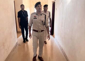 IG अजय यादव ने सीमावर्ती क्षेत्र स्थित थाना बकरकट्टा और आईटीबीपी कैम्प का किया निरीक्षण