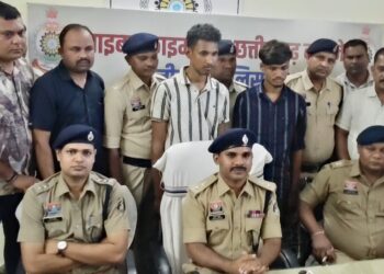 युवती पर एसिड अटैक करने वाला आरोपी कथित प्रेमी और उसका साथी गिरफ्तार